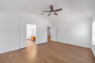 2711 N Peach Hollow Cir, Pearland, TX 77584 - Photo 16