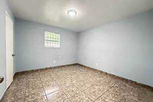 5503 Bertellis Ln, Houston, TX 77091 - Photo 4