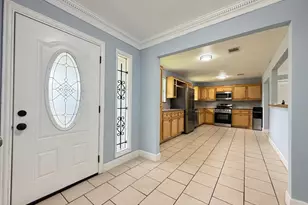 5503 Bertellis Ln, Houston, TX 77091 - Photo 12
