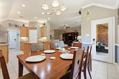1011 Red River, League City, TX 77573 - Photo 6