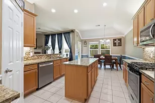 1011 Red River, League City, TX 77573 - Photo 8