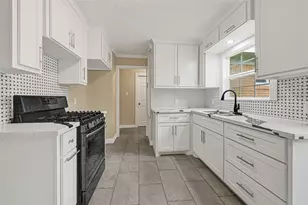 8526 Vennard Rd, Houston, TX 77034 - Photo 8