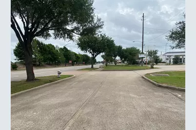3015 N Main Street, Stafford, TX 77477 - Photo 16