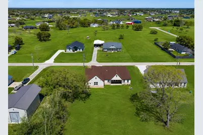 931 Buffalo Trail, Angleton, TX 77515 - Photo 36