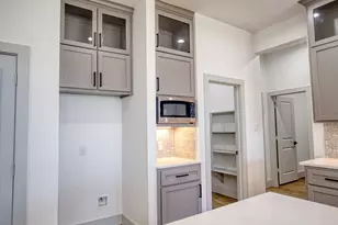 931 Buffalo Trail, Angleton, TX 77515 - Photo 16