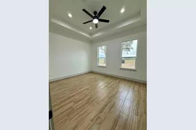 931 Buffalo Trail, Angleton, TX 77515 - Photo 12