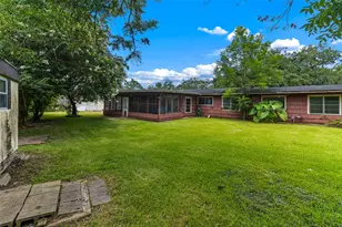 206 Jonquil, Lake Jackson, TX 77566 - Photo 4