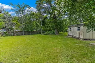 206 Jonquil, Lake Jackson, TX 77566 - Photo 6