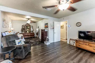 2115 Normal Park Dr, Huntsville, TX 77340 - Photo 12