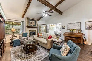 2115 Normal Park Dr, Huntsville, TX 77340 - Photo 4