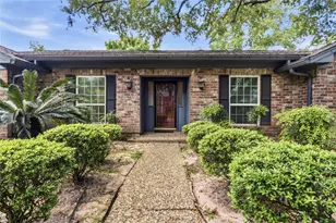 4118 Long Grove Dr, Seabrook, TX 77586 - Photo 2