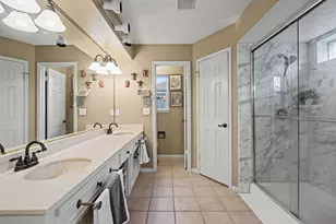 2903 Fontana Dr, Houston, TX 77043 - Photo 18