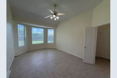 15107 Palton Springs Drive, Houston, TX 77082 - Photo 8