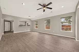 18590 Legend Oaks Dr, Magnolia, TX 77355 - Photo 8