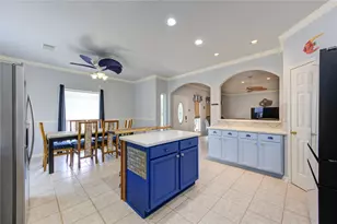 13719 Mutiny Ln, Galveston, TX 77554 - Photo 16