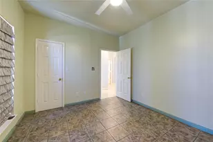 13719 Mutiny Ln, Galveston, TX 77554 - Photo 28