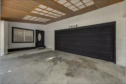 7916 Glenview Drive, Houston, TX 77061 - Photo 2