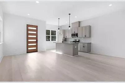 857 Fortune Street #D, Houston, TX 77088 - Photo 8