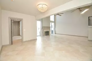 6 River Hollow Ln, Houston, TX 77027 - Photo 12