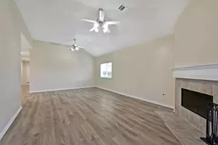 19823 White Pearl Ct, Houston, TX 77073 - Photo 6