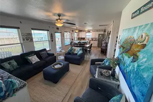 980 S Stingaree Dr, Crystal Beach, TX 77650 - Photo 24