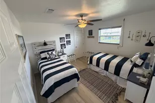 980 S Stingaree Dr, Crystal Beach, TX 77650 - Photo 28