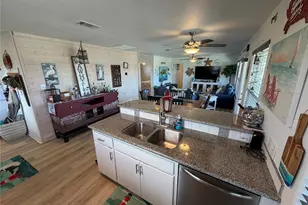 980 S Stingaree Dr, Crystal Beach, TX 77650 - Photo 18