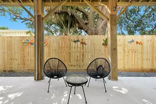 624 Avenue H, Galveston, TX 77550 - Photo 10