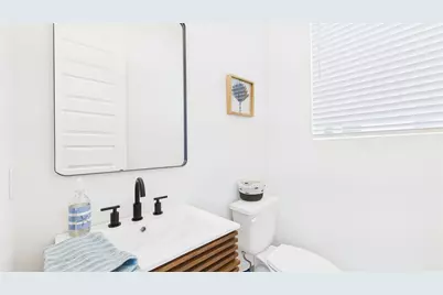2434 Freeman Street, Houston, TX 77009 - Photo 28