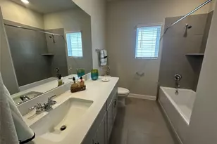 3110 Valley Peak Dr, Houston, TX 77063 - Photo 32