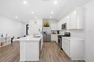 31535 Beacon Cove Trl, Fulshear, TX 77441 - Photo 10