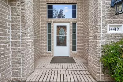 14419 Manorbier Lane, Sugar Land, TX 77498 - Photo 4