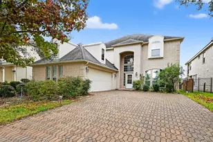 14419 Manorbier Ln, Sugar Land, TX 77498 - Photo 1