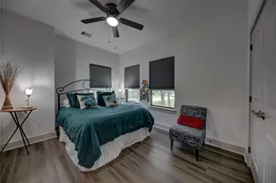 305 Pinehurst Dr Dr, New Ulm, TX 78950 - Photo 32