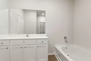 8827 New Jade Dr, Iowa Colony, TX 77583 - Photo 8