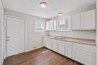 205 Stimpson Street, Baytown, TX 77520 - Photo 6