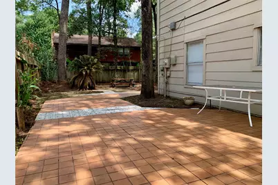2 Goldthread Court, The Woodlands, TX 77381 - Photo 4