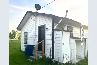 3330 1st Avenue S, Texas City, TX 77590 - Photo 2