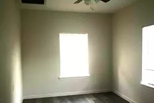 3330 1st Ave S, Texas City, TX 77590 - Photo 8