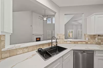 1304 Pine Stream Drive S, Pearland, TX 77581 - Photo 12