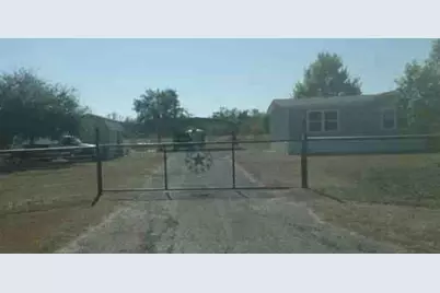 96 River Valley, Rio Frio, TX 78879 - Photo 2