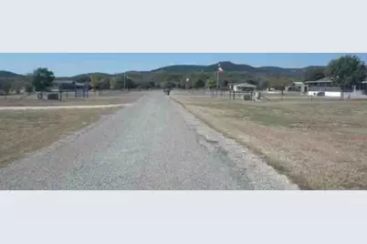 96 River Valley, Rio Frio, TX 78879 - Photo 6