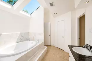 14119 Cherry Mound Dr, Houston, TX 77077 - Photo 18
