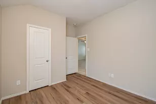 13822 Roman Ridge Ln, Houston, TX 77047 - Photo 10