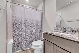 308 Pacos Dr, Huntsville, TX 77340 - Photo 18