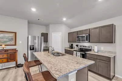 308 Pacos Drive, Huntsville, TX 77340 - Photo 4