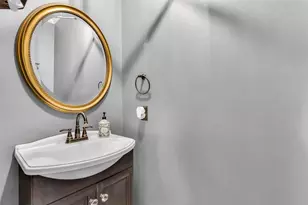 2111 Riverside Dr, League City, TX 77573 - Photo 20