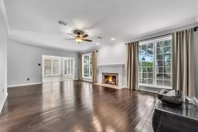 2111 Riverside Drive, League City, TX 77573 - Photo 8