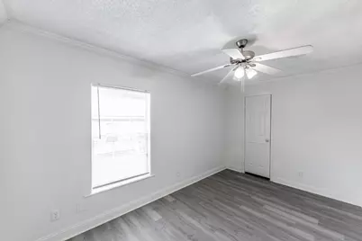 108 Varsity Circle, Huntsville, TX 77340 - Photo 18