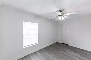 108 Varsity Circle, Huntsville, TX 77340 - Photo 18